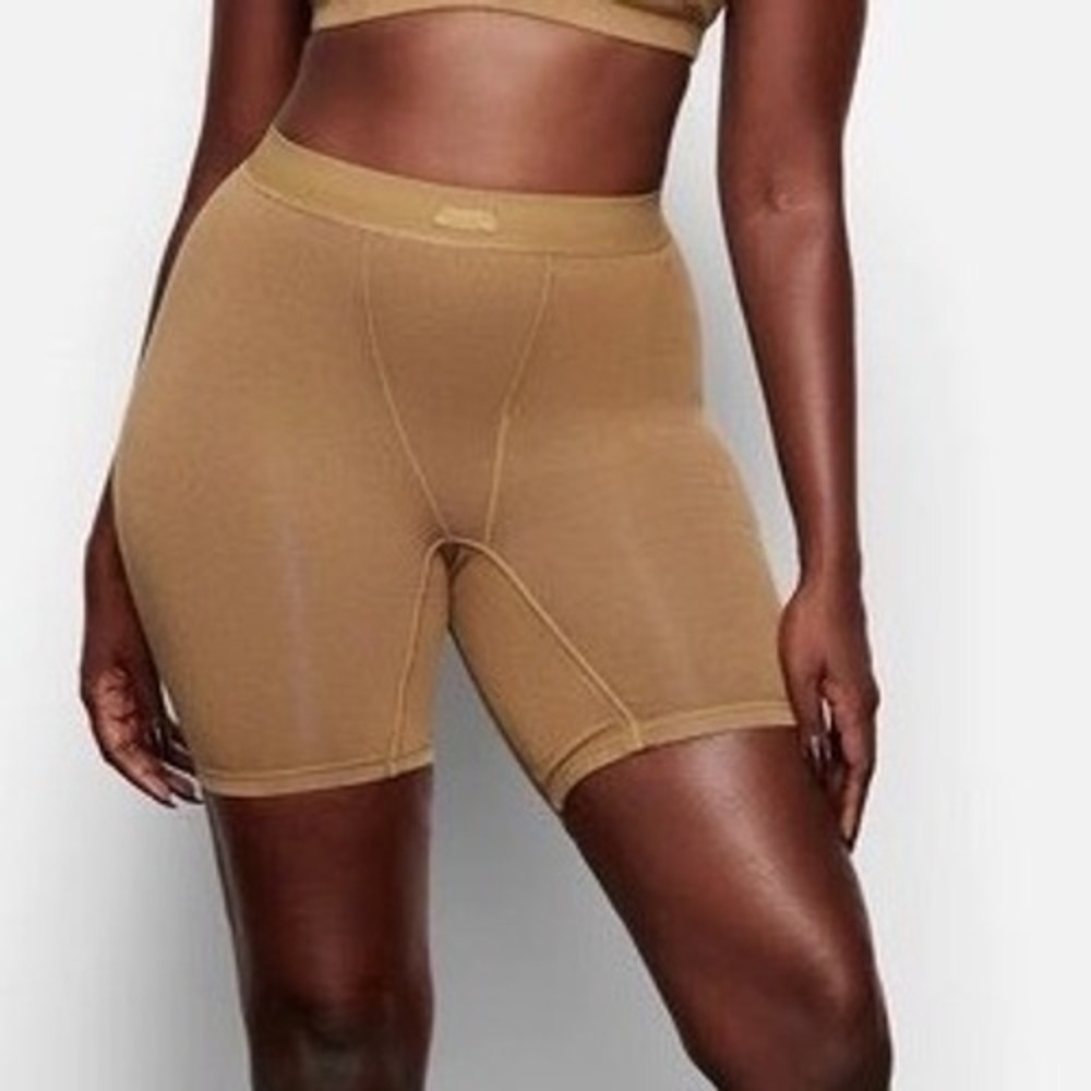 SKIMS Outdoor Seamed Bike Short Sepia 4X